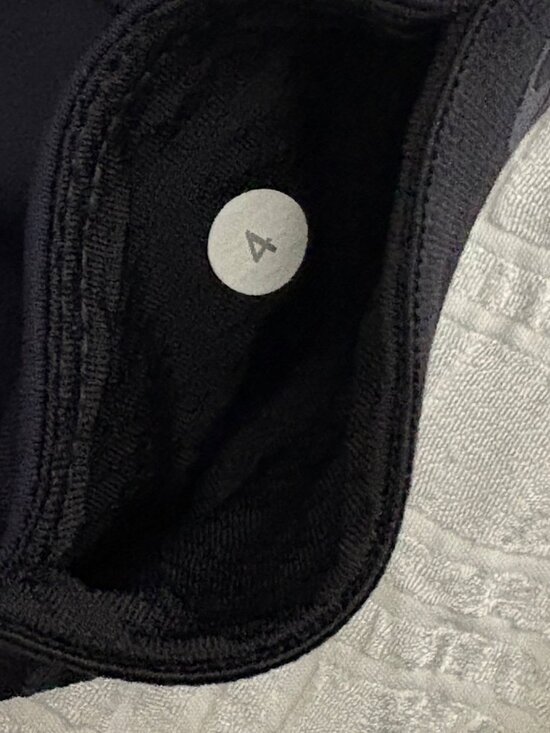 NWOT New Lululemon What The Sport Shorts Black Luxtreme Mid Rise 3" Size 4 - Picture 7 of 10